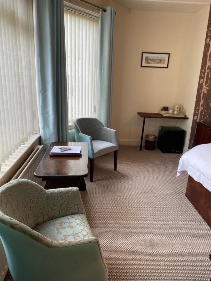 The Kingswood Guest House - Adult Only Weymouth Esterno foto