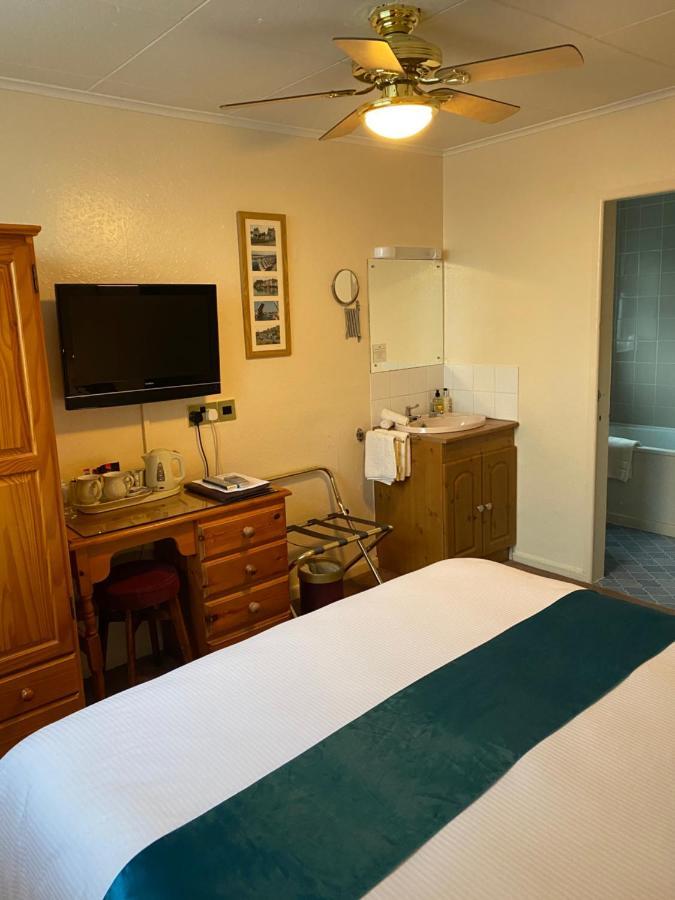 The Kingswood Guest House - Adult Only Weymouth Esterno foto