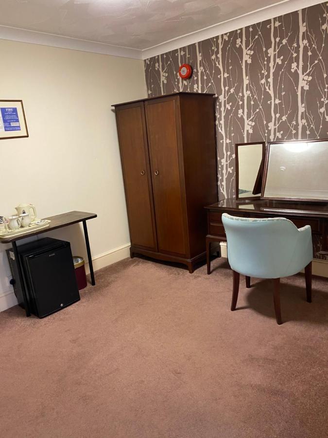 The Kingswood Guest House - Adult Only Weymouth Esterno foto